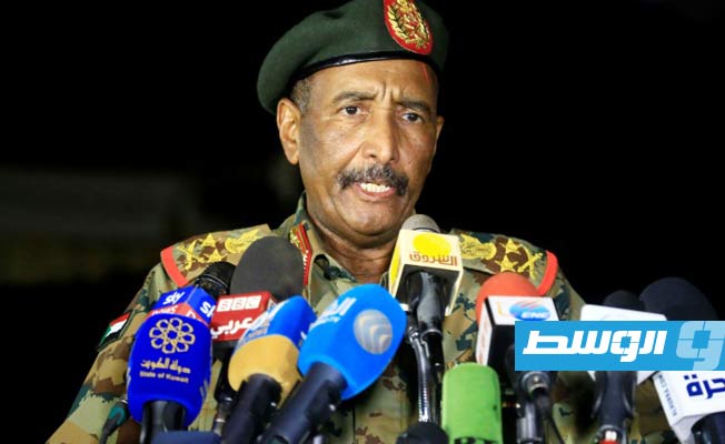 السودان: البرهان يعلن حل مجلس السيادة ومجلس الوزراء وإعلان حالة الطوارئ