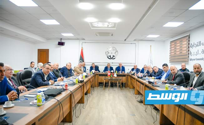 مناقشة تشكيل لجنة لحصر العقود الليبية المبرمة مع الشركات التونسية لتسوية أوضاعها