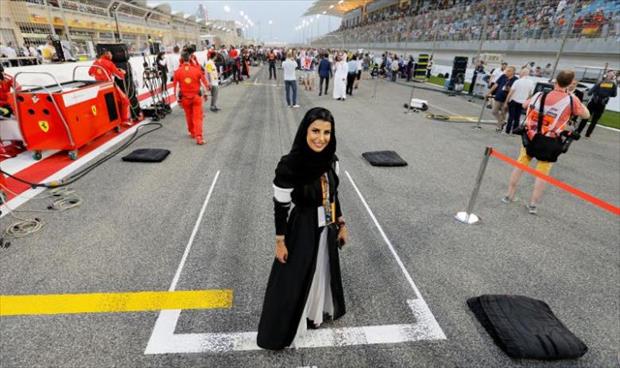 امرأة سعودية تقود «فورمولا 1»