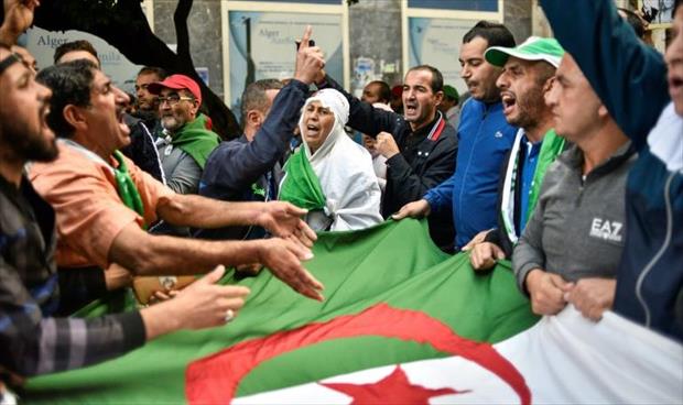 22 مترشحًا يتقدمون بملفاتهم للانتخابات الرئاسية الجزائرية