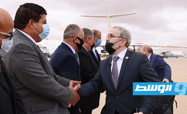 وزارة النفط توضح «اللغط» حول إيقاف إنشاء مصحة النفط فى بنغازي