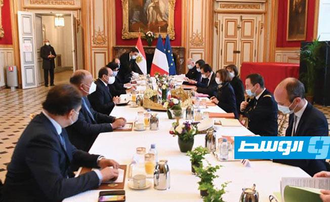 الرئيس المصري يبحث في باريس مع وزيرة الدفاع الفرنسية التعاون العسكري بين البلدين