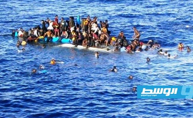 إنقاذ 33 مهاجرا وفقدان أكثر من 50 آخرين إثر غرق قارب يقلهم أبحر من ليبيا