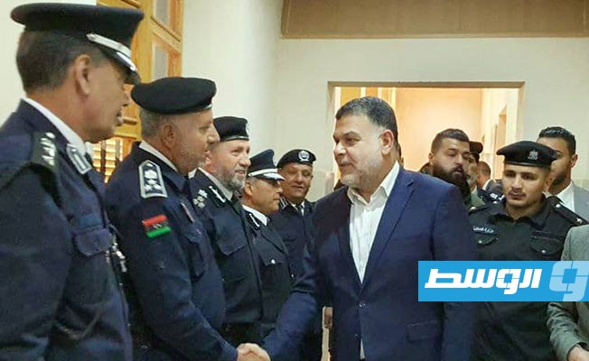 وزير الداخلية يتفقد مقرات أمنية تابعة لمديرية أمن الزاوية