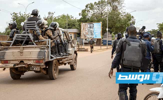 مقتل عشرات العسكريين جراء هجومين في بوركينا فاسو