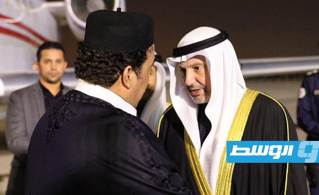 المنفي في الكويت لتقديم واجب العزاء في أمير البلاد الراحل، الإثنين 18 ديسمبر 2023. (المجلس الرئاسي)