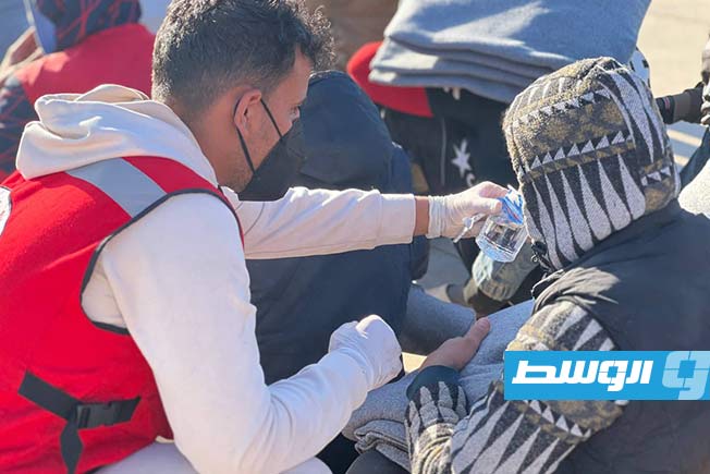 Red Crescent assists in the rescue of 10 boats carrying 404 migrants off the coast of Tobruk