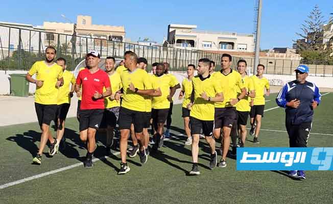 حكام كرة القدم بمنطقة مصراتة في ملتقى خاص بتونس (صور)