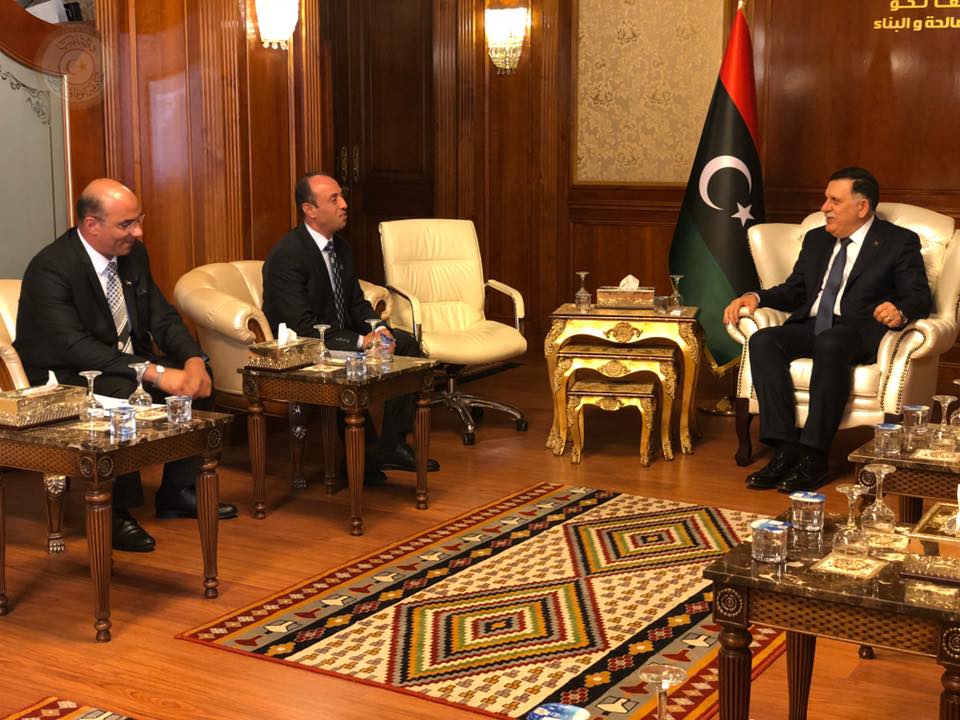 رئيس المجلس الرئاسي يستقبل القائم بالأعمال الفلسطيني في طرابلس