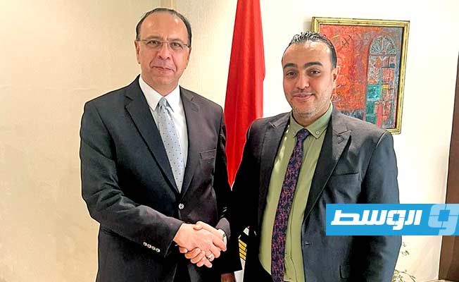 العول يبحث مشاركة شركات مصرية بمعرض طرابلس الدولي مايو المقبل