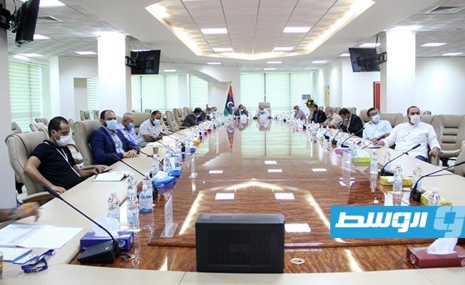 مناقشة أنشطة «الليبية النرويجية للأسمدة» خلال اجتماع مع مؤسسة النفط