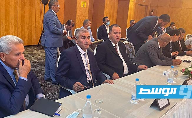 الوفدان الوزاريان الليبي والتونسي المجتمعان في جربة التونسية, 15 سبتمبر 2021. (منصة حكومتنا)