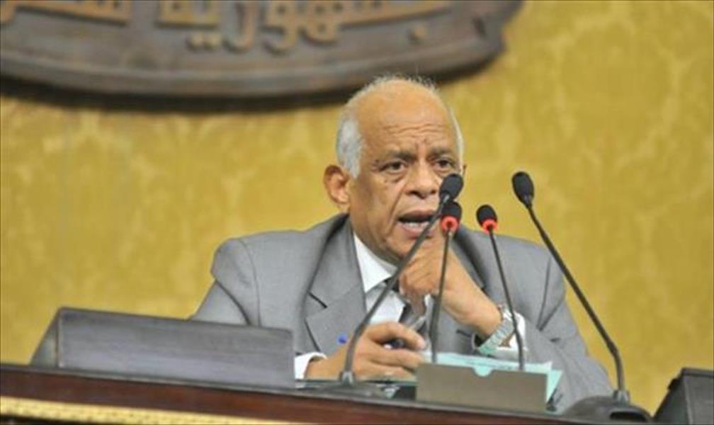 رئيس مجلس النواب المصري يقدم تعازيه للشعب الليبي في وفاة الطيب الشريف