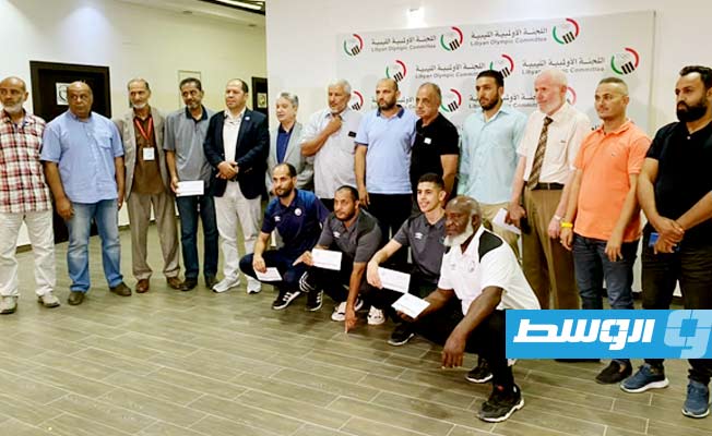 الأولمبية الليبية تكرم أبطال الكرة الحديدية