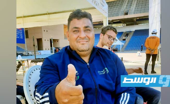 اللاعب الليبي أسامة اليونسي المتوج بالميدالية الفضية في ملتقى مراكش الدولي، 11 مارس 2023. (الإنترنت)