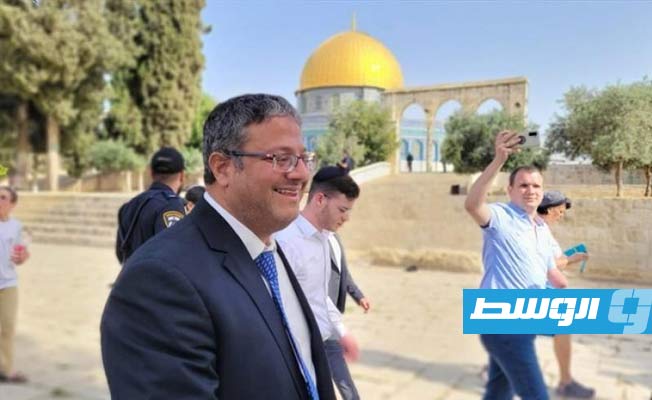 «فرانس برس»: وزير إسرائيلي يميني متشدد يزور باحة المسجد الأقصى