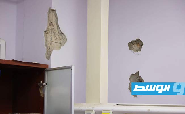 أحد المرافق الطبية التي تعرض لأضرار جراء اشتباكات طرابلس. السبت 27 أغسطس 2022. (وزارة الصحة)
