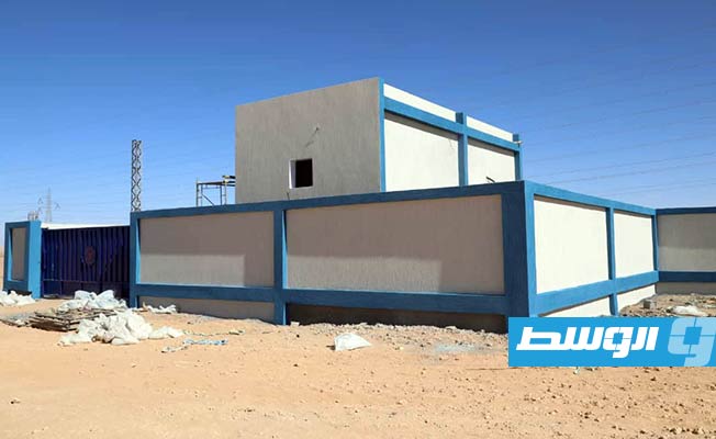 أعمال الإنشاء بمحطة كهرباء وديان تراغن جنوب غرب ليبيا. (الشركة العامة للكهرباء)