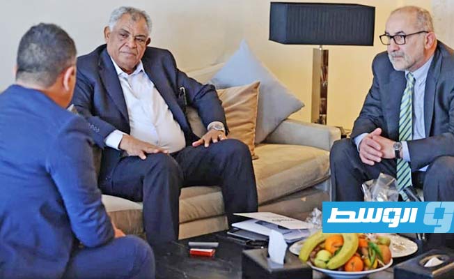 القطراني في لقاء مع مسؤولين تونسيين على هامش منتدى البحر المتوسط في تونس (وزارة الزراعة بحكومة الدبيبة)