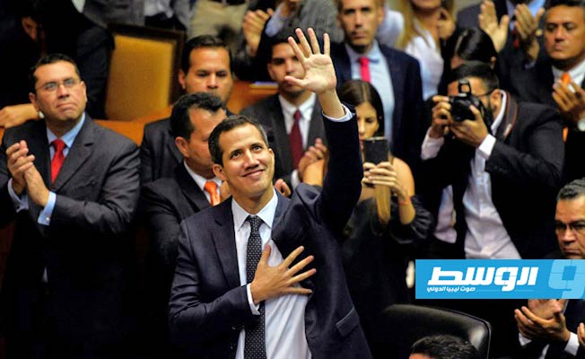 معارض فنزويلي بارز يزور كولومبيا للقاء وزير الخارجية الأميركي