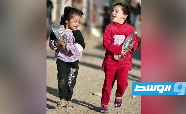 بلدية غزة لـ«يونيسف»: أطفالنا يموتون ولا نستطيع إعطاءهم رشفة ماء