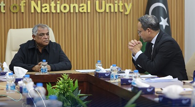 نائب رئيس حكومة الوحدة الوطنية الموقتة حسين القطراني خلال اجتماع عقد الأربعاء 28 ديسمبر 2022 (منصة حكومتنا على فيسبوك)