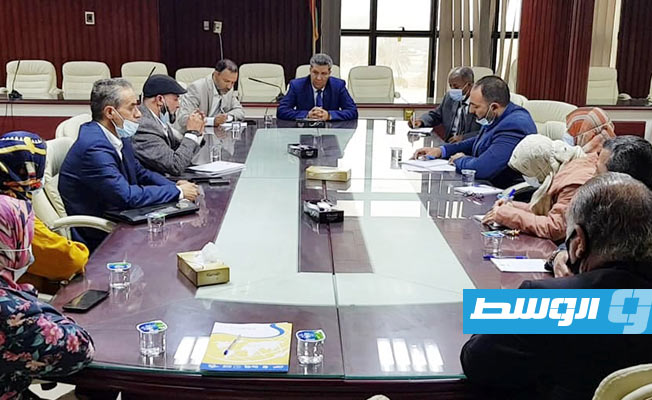 وزير التعليم يوجه بتوحيد امتحانات شهادتي التعليم الأساسي والثانوي في كل ليبيا