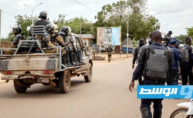 هجوم مسلح يودي بحياة نحو 12 مدنياً في بوركينا فاسو