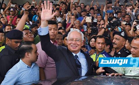 إدانة رئيس وزراء ماليزيا السابق بتهم فساد