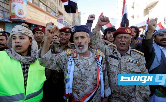 الحكومة اليمنية تحدد موعد بدء تبادل الأسرى مع الحوثيين