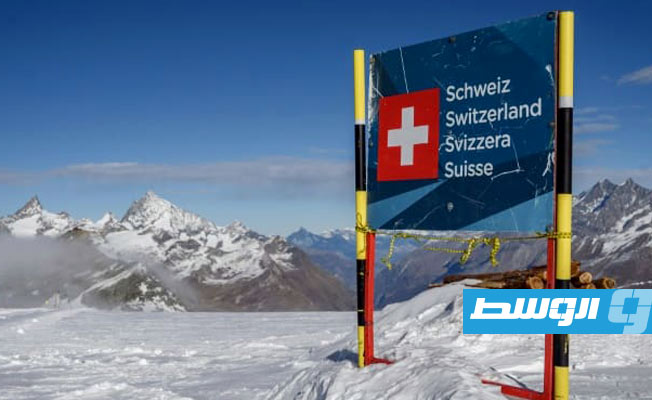 ذوبان جليدي يفرض إعادة ترسيم الحدود الإيطالية – السويسرية