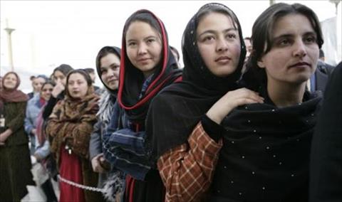 لماذا تخشى نساء أفغانستان الاتفاق «التاريخي» بين أميركا وطالبان؟