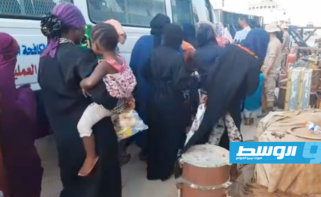 إنقاذ 96 مهاجرا قبالة السواحل الليبية
