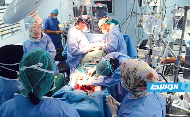 فريق طبي أميركي يجري عمليات قلب مفتوح للأطفال في تاجوراء