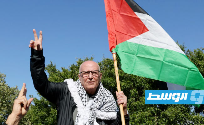 «العفو الدولية» تندد بأمر إسرائيلي يحظر رفع الأعلام الفلسطينية