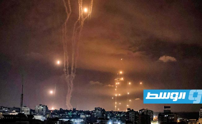 صفارات الإنذار تدوي في تل أبيب بعد إطلاق دفعة كبيرة من الصواريخ من غزة