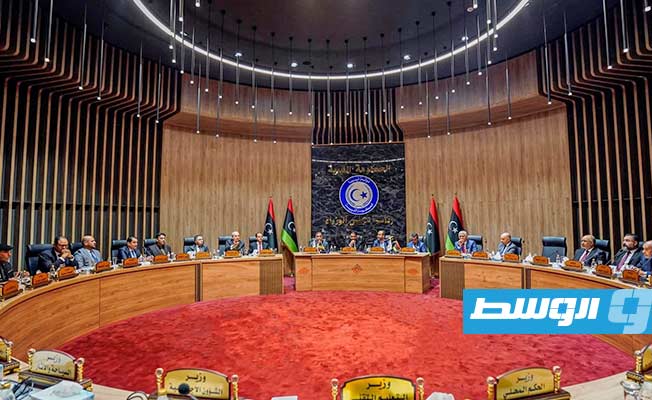أسامة حماد يرأس الاجتماع التشاوري الثالث للحكومة المكلفة من مجلس النواب في مدينة بنغازي، الإثنين 22 مايو 2023 (صفحة الحكومة على فيسبوك)