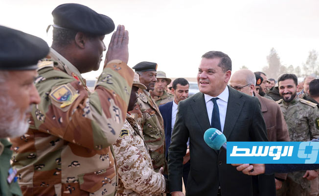 الدبيبة يتفقد «اللواء 162» بمنطقة العسة التابعة لبلدية الجميل غرب ليبيا، الأربعاء 1 فبراير 2023 (حكومة الوحدة)