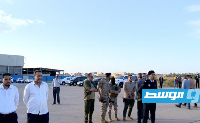 طائرة «سماء المتوسط» تحط في مطار مصراتة قادمة من مالطا، 7 مايو 2022. (صورة من فيديو)