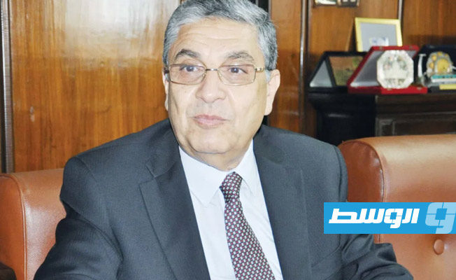 وزير الكهرباء المصري: الخط بين مصر وليبيا قادر على الربط حتى 450 ميغاوات