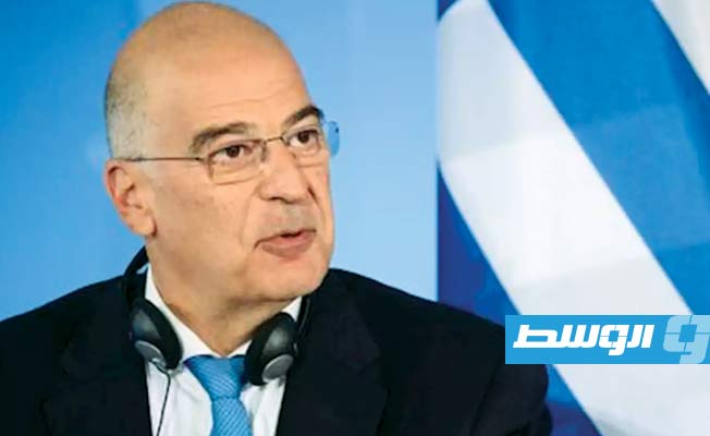المنقوش كانت في انتظاره.. وزير خارجية اليونان يرفض النزول من طائرته في «معيتيقة»