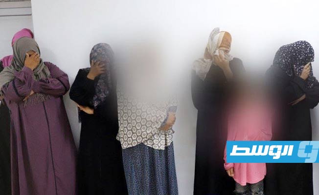 ضبط عدد كبير من المتسولات في حملة لقسم الشرطة النسائية ببنغازي