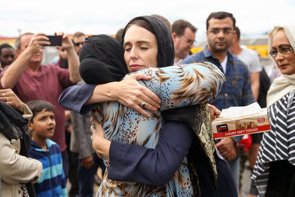 نيوزيلندا تمنح عائلات ضحايا مجزرة المسجدين إقامة دائمة