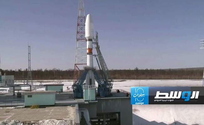 إيران تطلق قمرا صناعيا من روسيا
