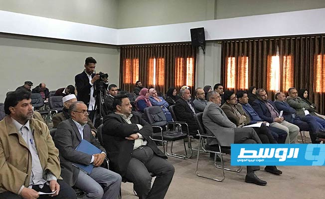 ملتقى في طبرق يستعرض إنجازات المجلس التسييري للبلدية