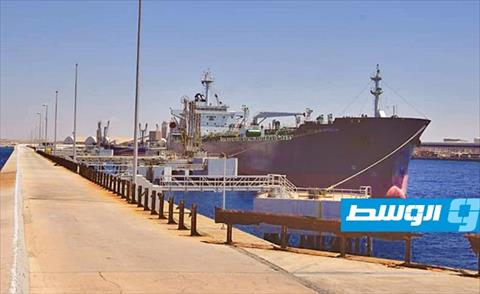 تصدير 630 ألف برميل نفط خام من ميناء البريقة إلى إسبانيا