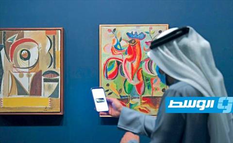 إمارة الشارقة الخليجية تسلط الأضواء على مواهب الفن العربية