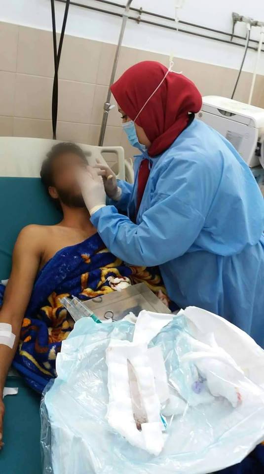 مستشفى الجلاء: إزالة سكين من وجه شاب أصيب به في بنغازي