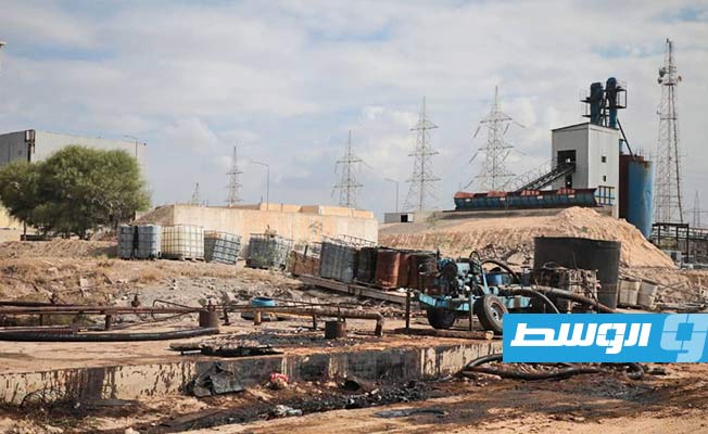 من أعمال متابعة جهود الحد من التسرب في محطة كهرباء غرب طرابلس، 1 نوفمبر 2022. (وزارة البيئة)