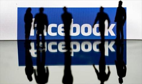 «فيسبوك» تدافع عن الإعلانات الموجهة وحماية الشركات الصغيرة بمواجهة «آبل»